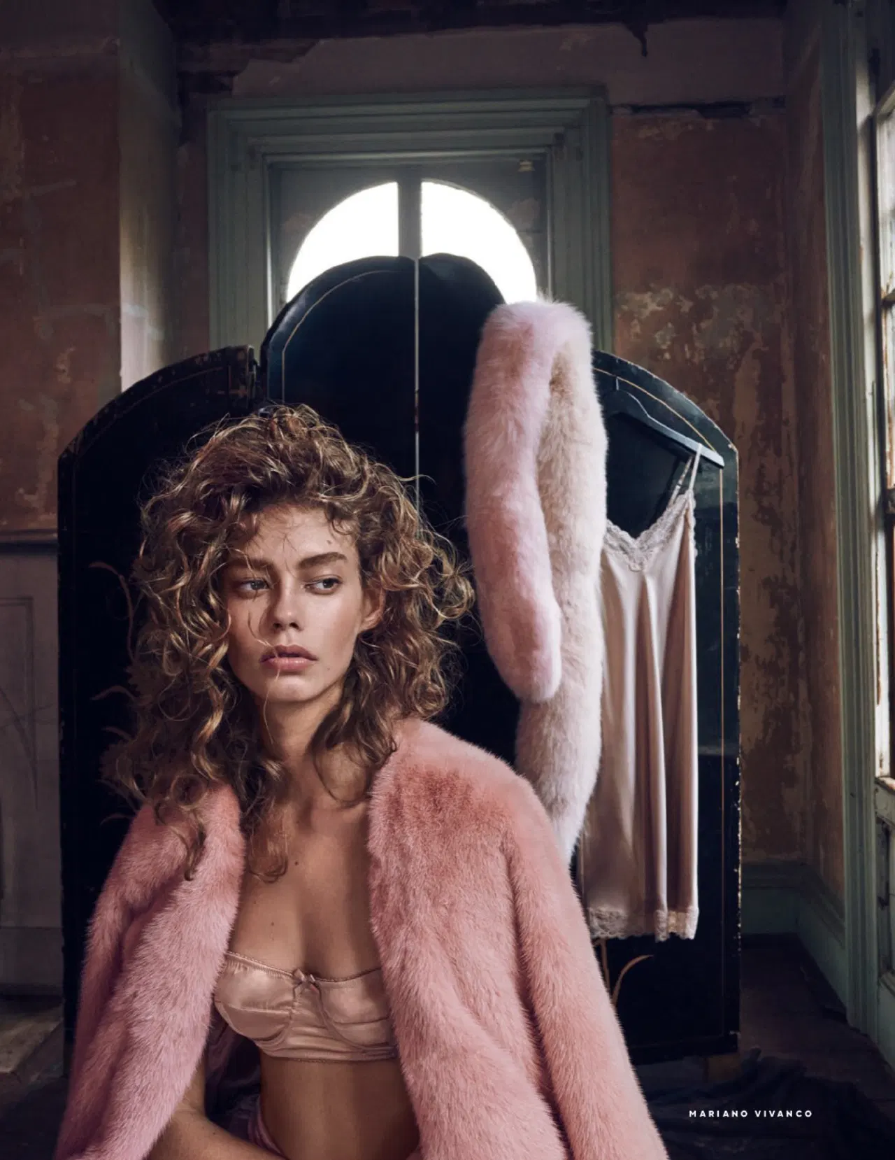 Ondria Hardin in Vogue Russia November 2015 by Mariano Vivanco